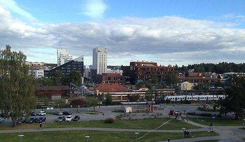 Bild med stadsvy på centrala Upplands Väsby kommun